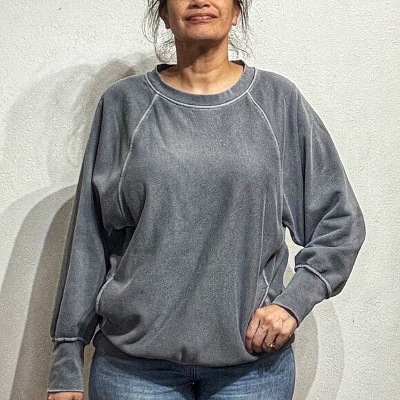 Free People Movement Gray Oversized Sweatshirt Sz M - Picture 1 of 13